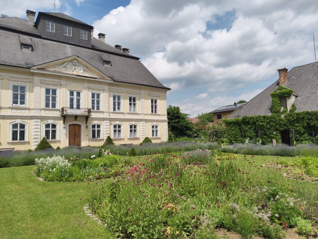 Schloss Pfaffstätt bei Mattighofen