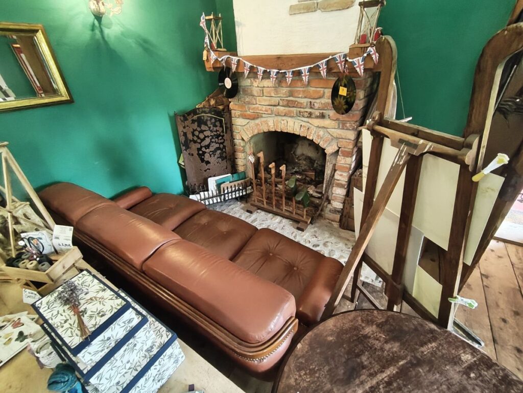 Ruhebank im Grünen Salon