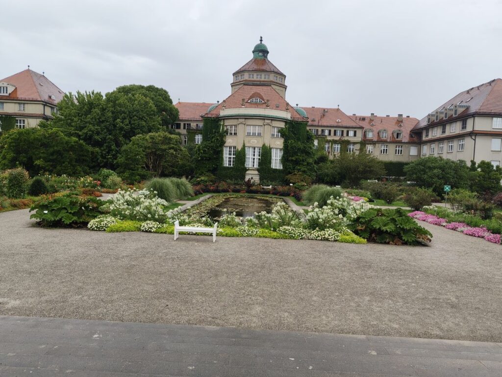 Haupthaus im 
Botanischen Garten München